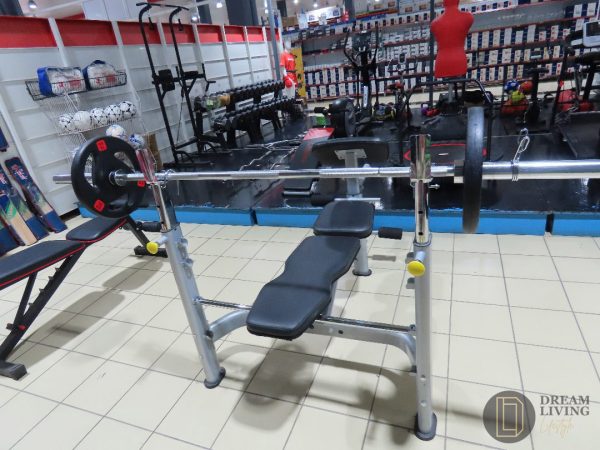 WEIGHT BENCH